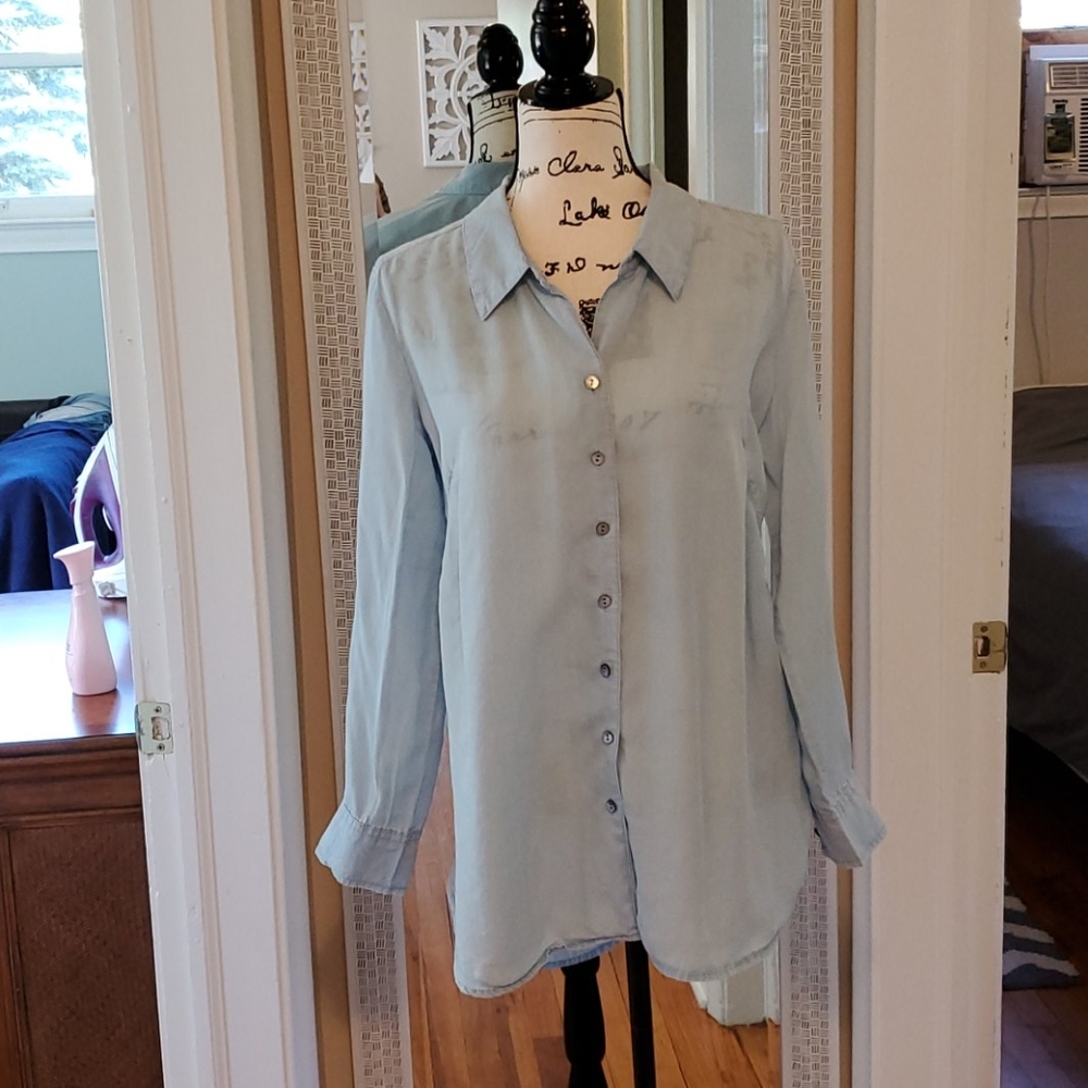 Zozo Chambray Button Down Shirt, Euc - image 1